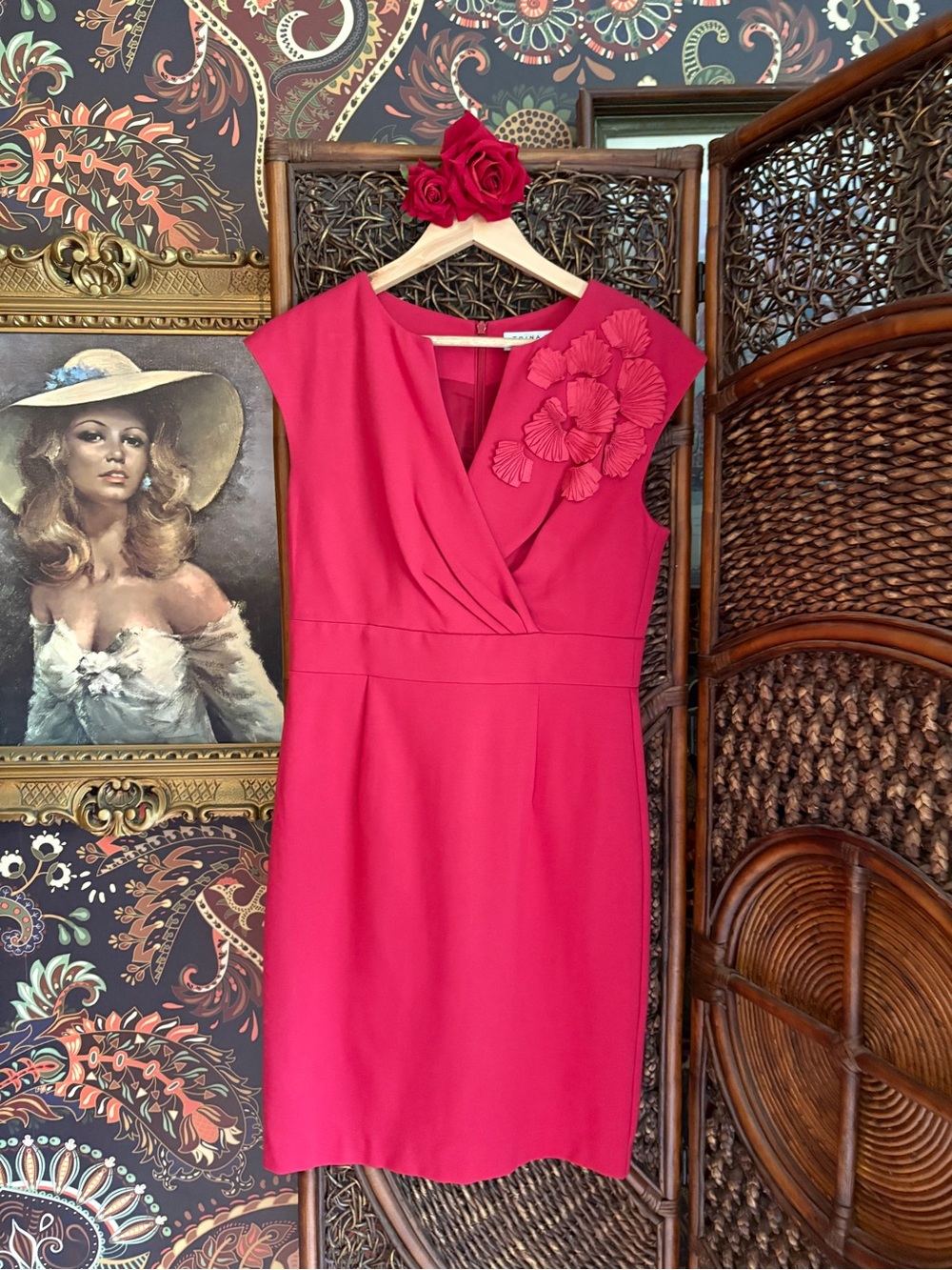 Trina Turk Fuchsia Sheath Dress Floral Appliqué Cocktail Wedding Size 8